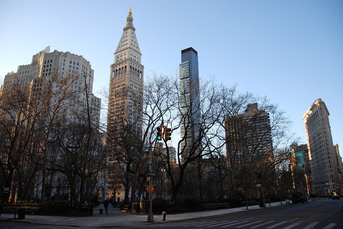 02-01 Met Life Edition Tower, One Madison Park, Flatiron Building Early Morning New York Madison Square Park